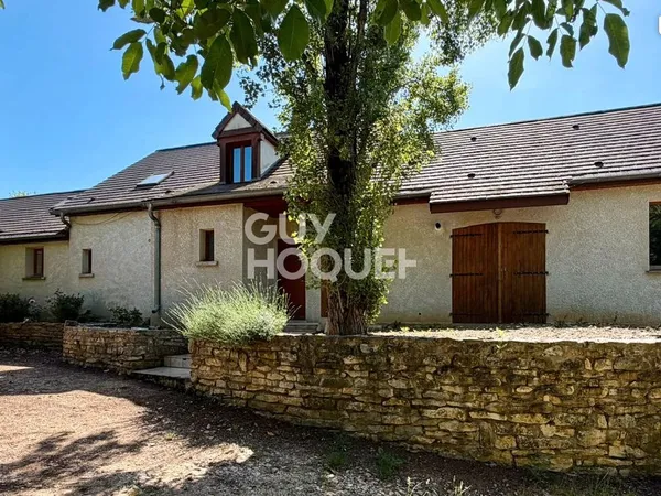 Maison 11 pièces 284 m²