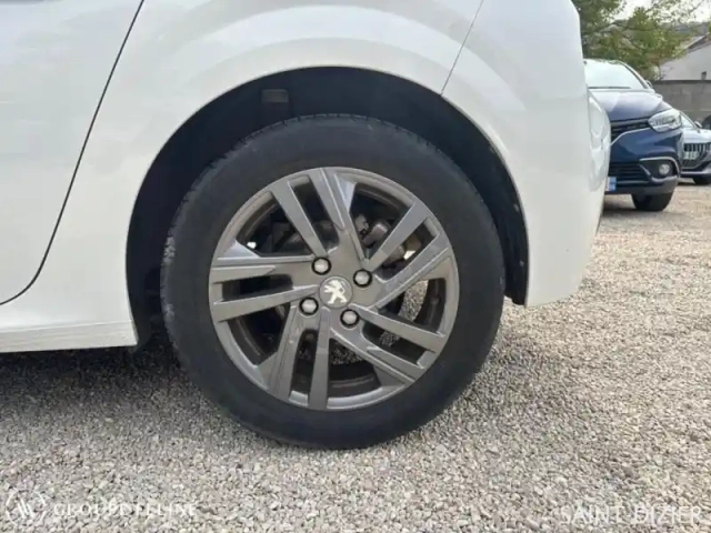 Peugeot 208 1.2 puretech 100ch s&amp;s active business — photo 11