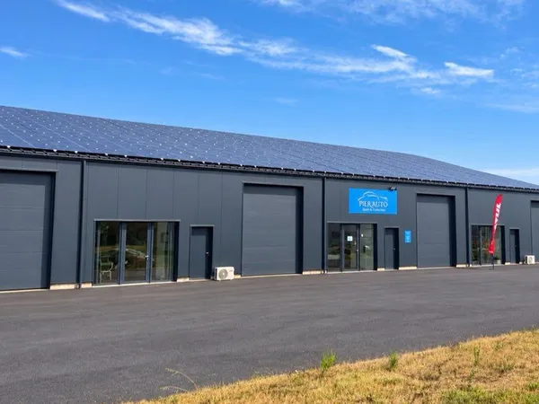 LOCAL D'ACTIVITÉ - 150 m² À 450 m² - BEAUFORT-EN-ANJOU
