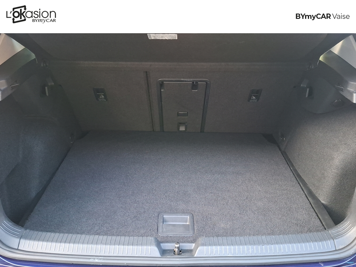 Volkswagen Golf 1.5 eTSI OPF 150 DSG7 — photo 13