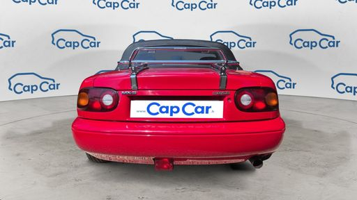 Mazda MX5 1.6 90 - Soft Top – 1996 – 62344 km – Essence – Boîte Manuelle — photo 9