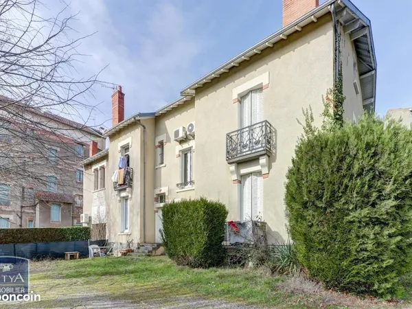 Immeuble 218 m²