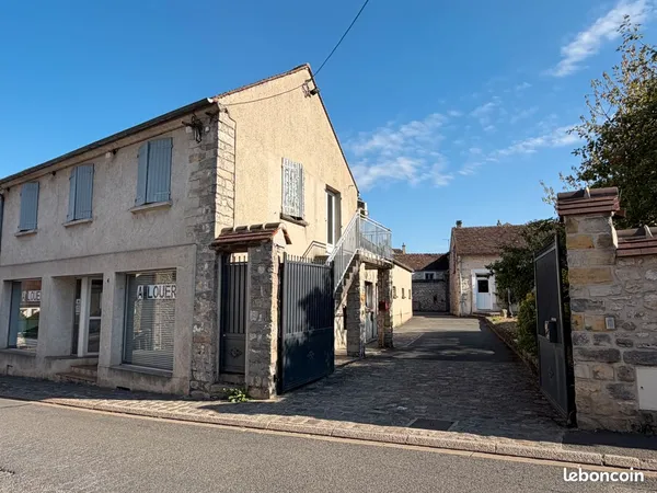 Moret s/l centre - surface commerciale a louer