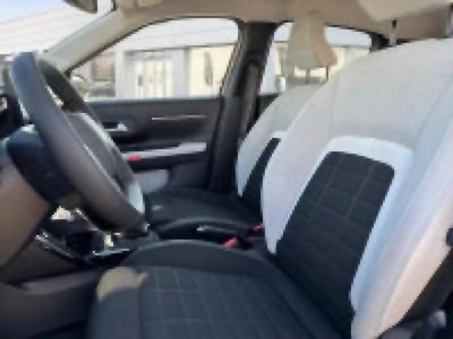 Citroën C3 1.2 turbo 100ch max — photo 9