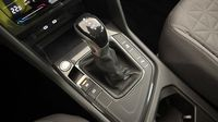 Volkswagen Tiguan 2.0 TDI 150ch Life Plus DSG7 — photo 28