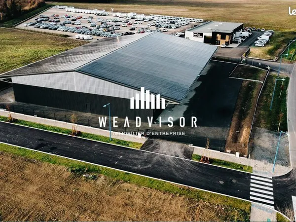 LOCAL D'ACTIVITE 300 m² BLÉRÉ