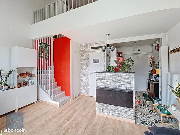 Studio 1 pièce 35 m²