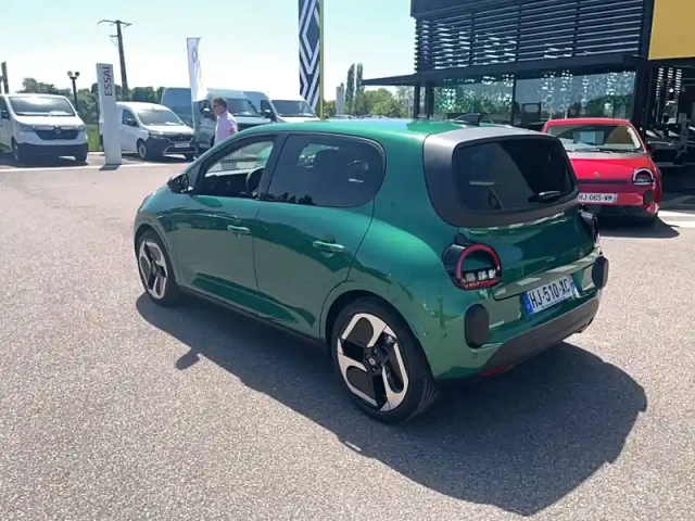 Renault Twingo e-tech electrique 80 ch autonomie urbaine — photo 26
