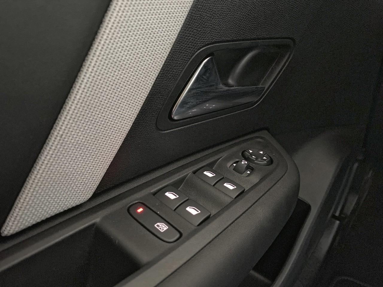 Citroën C4 hybride 145 ch e-dcs6 max — photo 20
