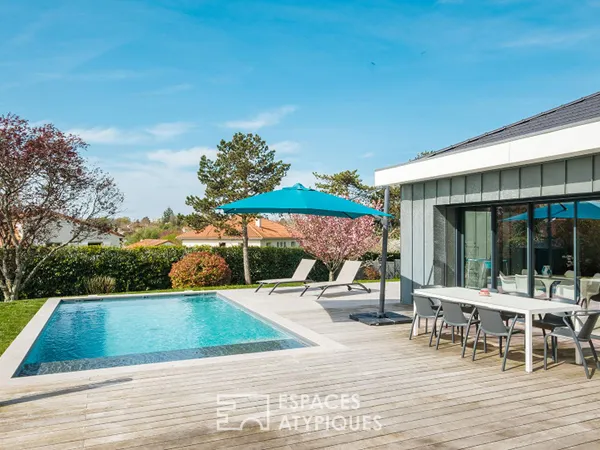 Contemporaine aux prestations haut de gamme avec ascenseur