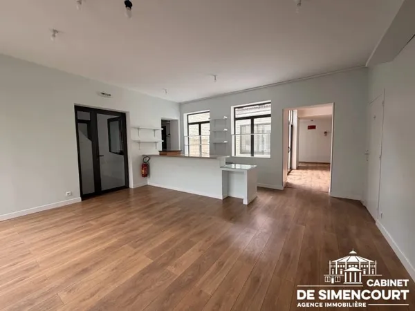 Local 100 m²