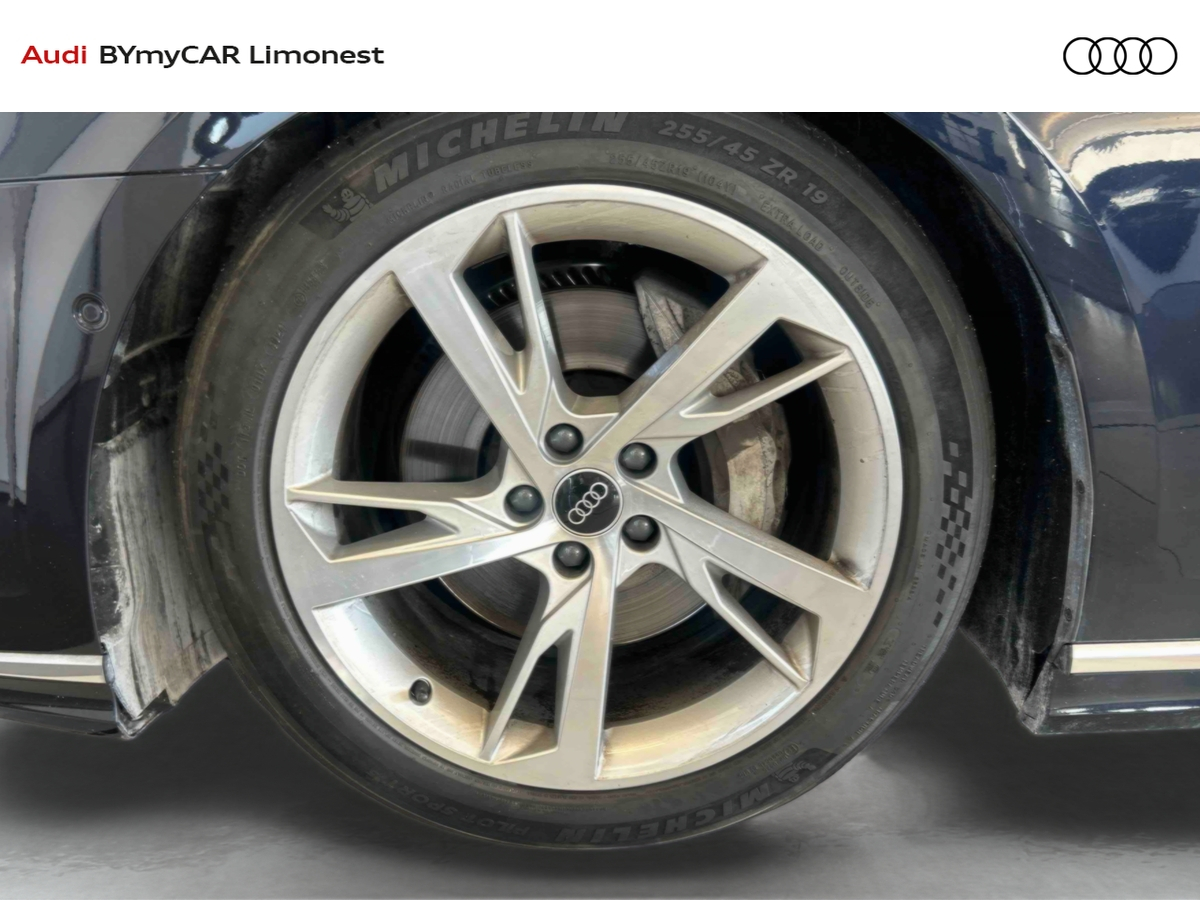 Audi A8 50 TDI 286 Tiptronic 8 quattro — photo 14