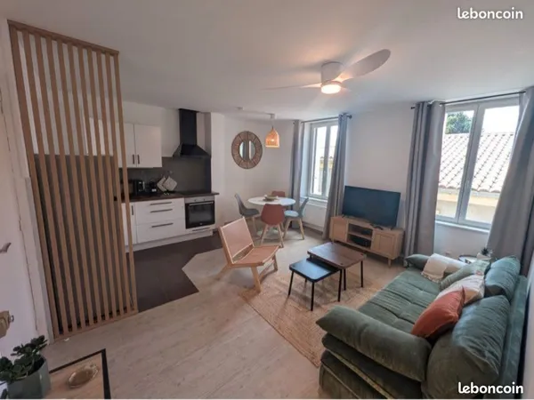À LOUER - T1 BIS MEUBLÉ NEUF - 32 m² - CLICHY-SOUS-BOIS - 950 CC