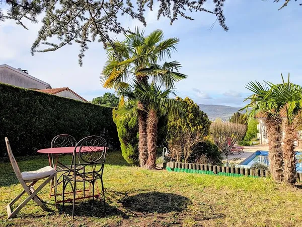 Maison 8 pièces 206 m²
