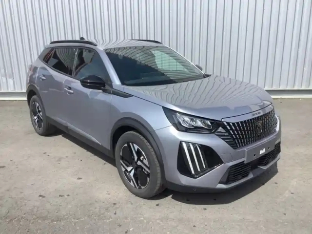Peugeot 2008 nouveau 130 s&amp;s eat8 allure — photo 3