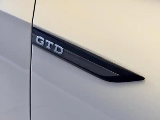 Volkswagen Golf 2.0 tdi scr 200ch gtd dsg7 — photo 15