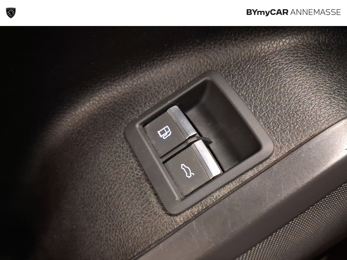 Audi Q5 55 TFSIe 367 S tronic 7 Quattro — photo 23