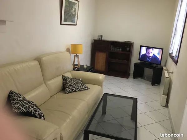 ROMORANTIN centre - LOUE maisonnette T2 duplex