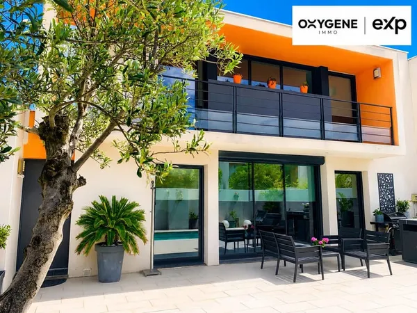 Villa contemporaine - Piscine - Quartier résidentiel très pris