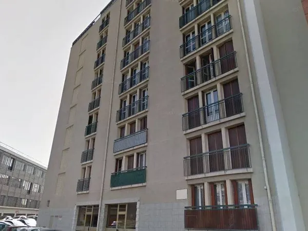 Stationnement Location Marseille 73€