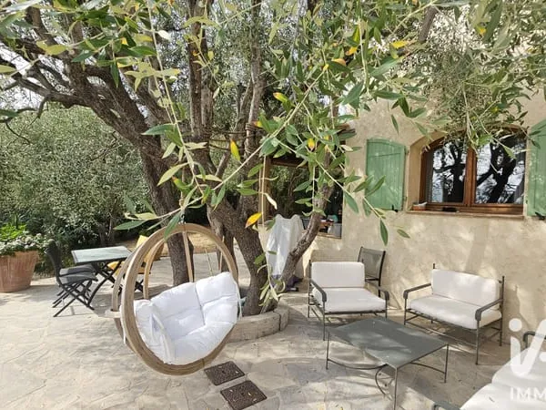 Maison 7 pièces 184 m²