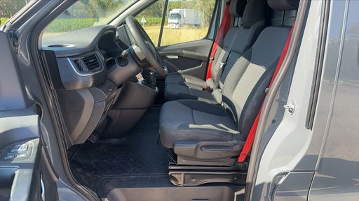 Renault Trafic VU 2.0 dCi 150 EDC7 - Red Edition Confort L1h1 – 2024 – 86545 km – Diesel – Boîte Automatique — photo 27