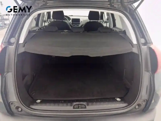 Peugeot 2008 1.2 puretech 82ch bvm5 — photo 6