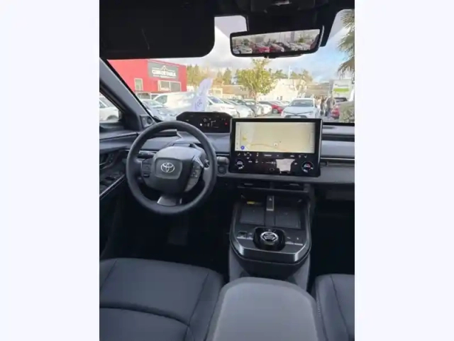 Toyota Bz4X grande autonomie lounge mc25 — photo 11