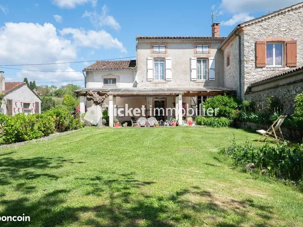 Maison 8 pièces 185 m²