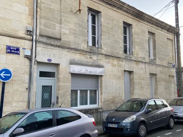 QUARTIER SAINT BRUNO / PISCINE JUDAIQUE