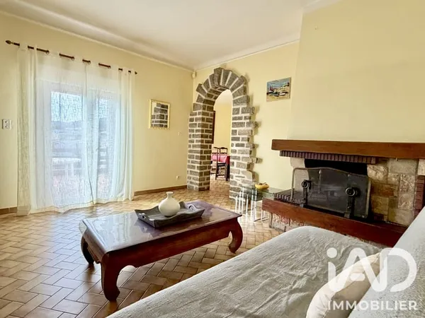 Maison 6 pièces 410 m²
