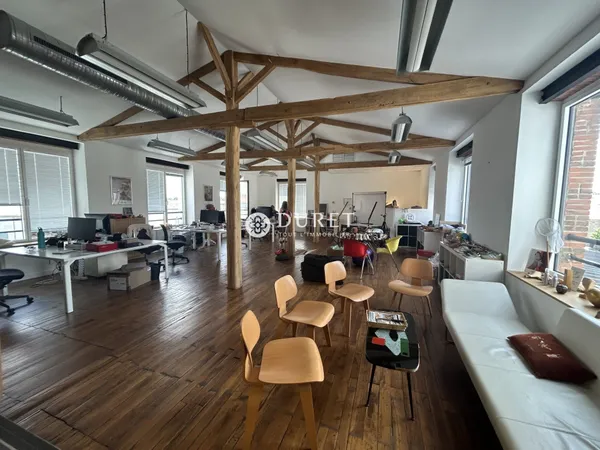 Local commercial 1610 m²