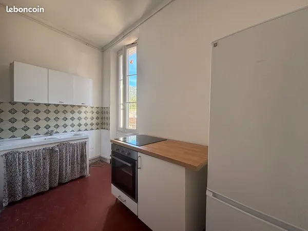Studio 28 m² Rodheillac