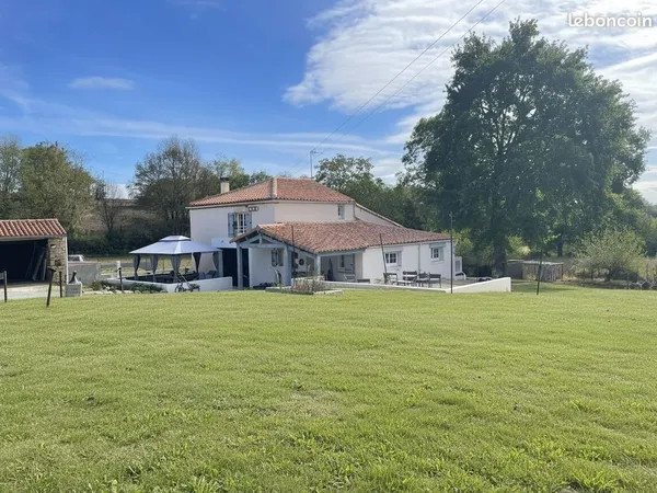 Propriété 5 pièces 127 m²