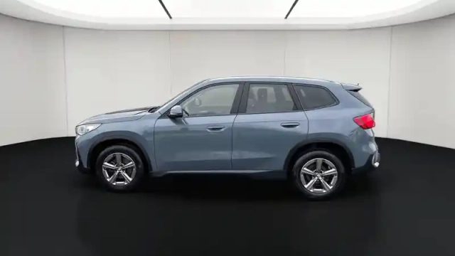 Bmw X1 sdrive 18d 150ch dkg7 — photo 20