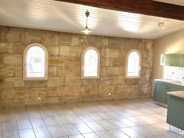 Location T3 climatisé Bordeaux rive droite ( vieux Lormont )