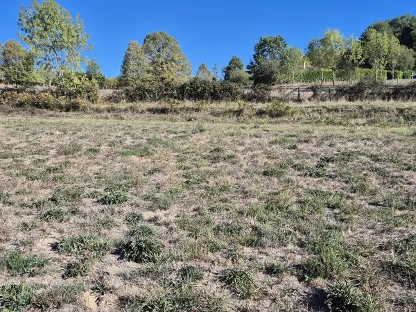 Terrain à bâtir Vente Nontron  1468m² 12000€