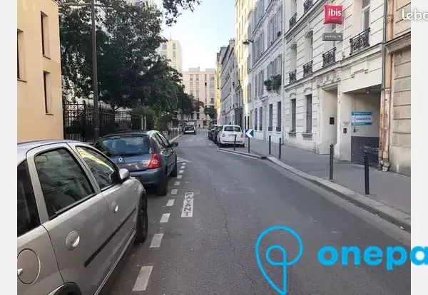 Parking/box 12 m² PARIS 14