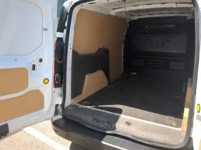 Ford Transit Connect l2 1.0e 100ch e85 trend — photo 10