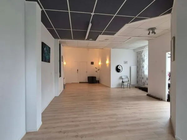 Local commercial 72 m²