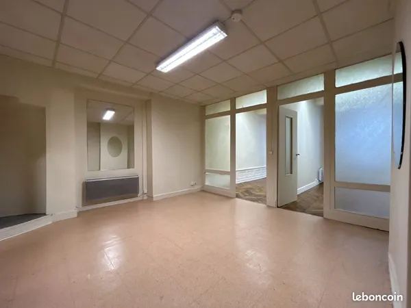 Bureaux 44 m² Clermont-Ferrand