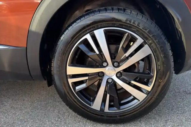 Peugeot 3008 puretech 130ch s&amp;s eat8 — photo 12