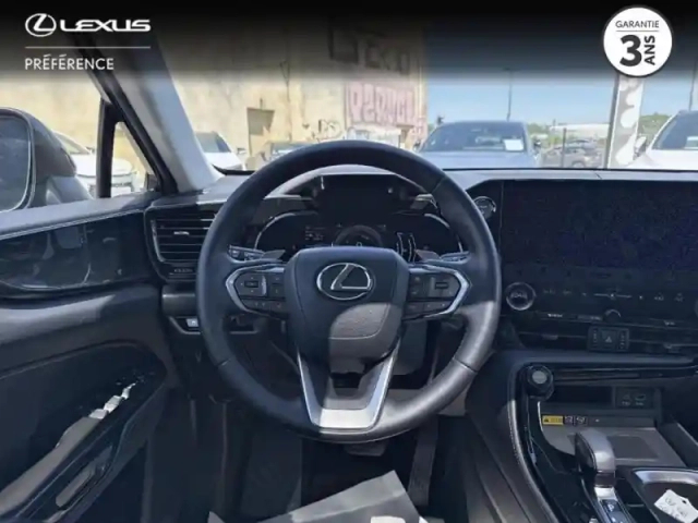 Lexus Nx 450h+ luxe 4wd — photo 9