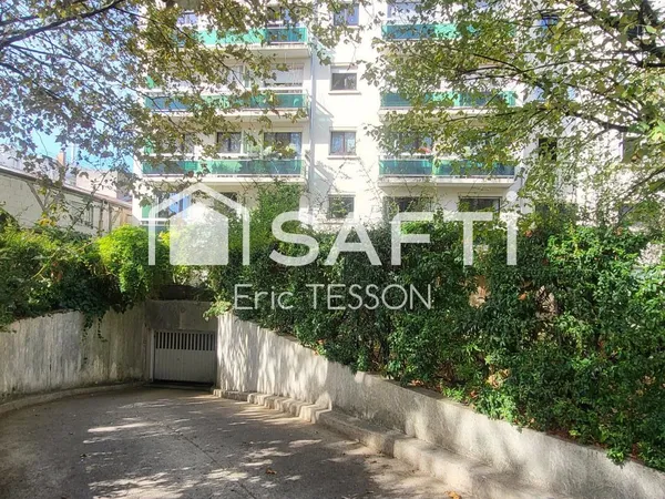 Appartement au calme sur un espace vert reposant