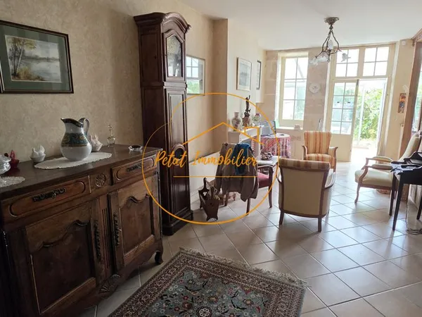 Maison 5 pièces 198 m²