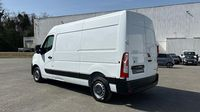 Renault Master F3500 L2H2 2.3 Blue dCi 135ch Confort Euro6 — photo 7