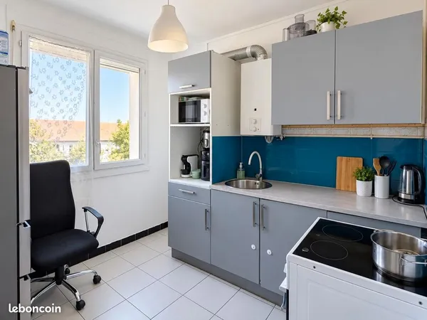 Chambre dans colocation à Bron
