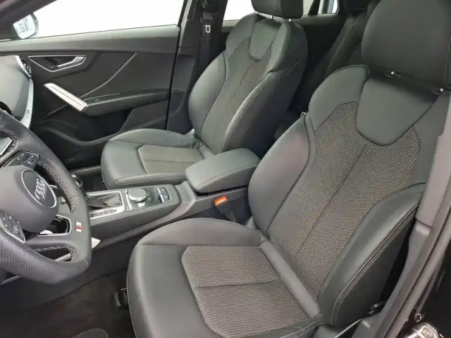 Audi Q2 35 tdi 150 s tronic 7 — photo 11