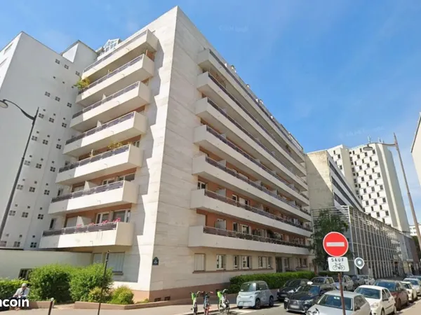 Place de parking en sous sol, Paris 14e