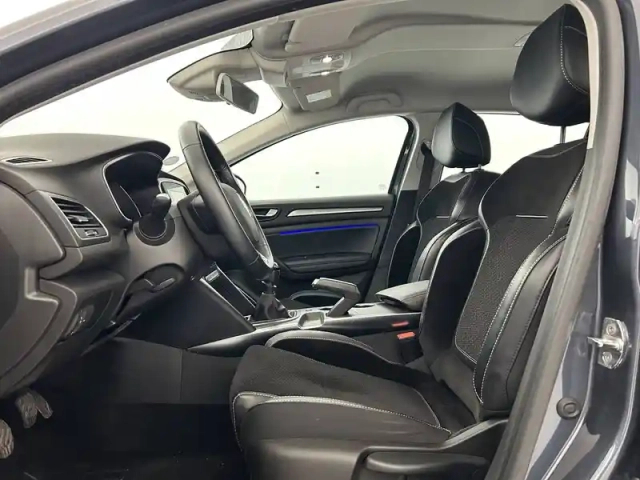 Renault Megane mégane iv berline tce 100 energy — photo 18